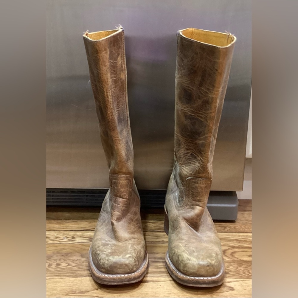 brown frye boots